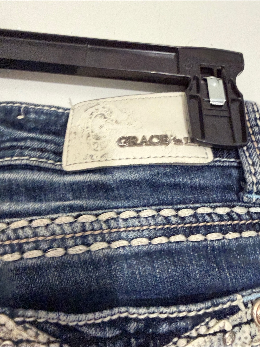 Gracie Dark Wash Embroidered Pocket Denim shorts - Picture 4 of 4